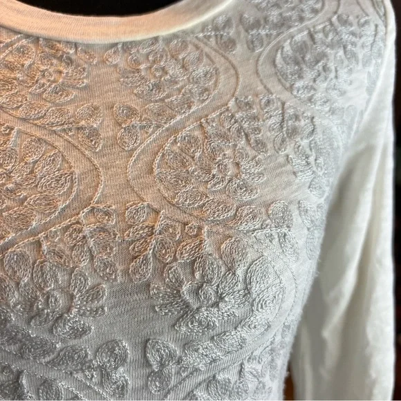 J Crew Embroidered Floral Size XS Winter White  100% Cotton Top - Picture 4 of 7